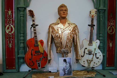 guitars-x-2