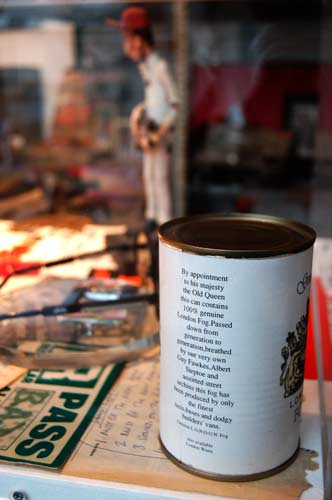 Rock & Roll Public Library: preparing the exhibition